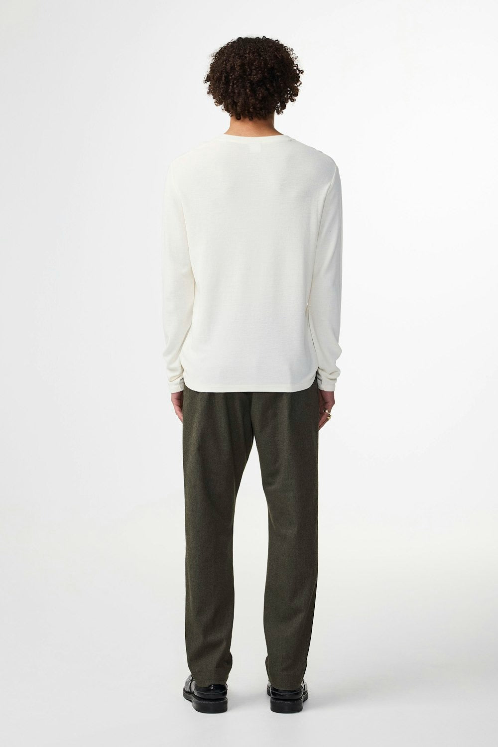 Clive 3323 Egg White