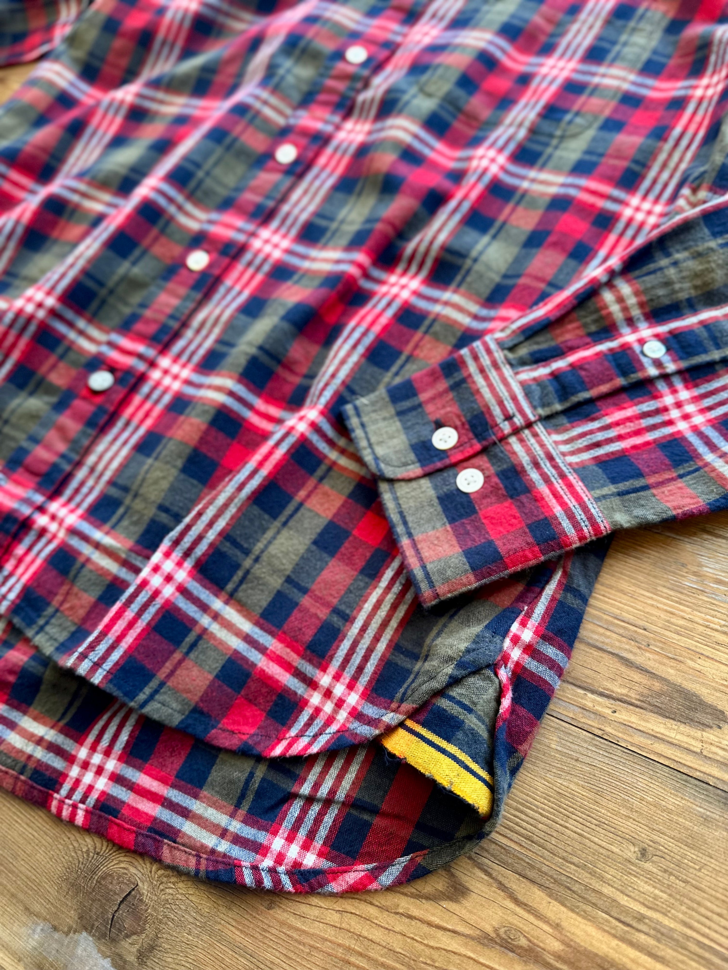 Classic Button Down L/S Red Plaid