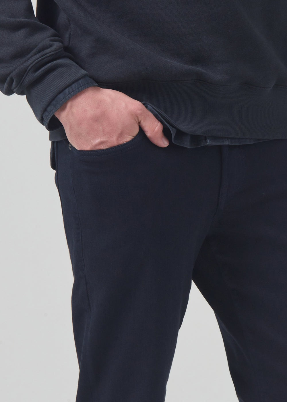 Gage in Stretch Twill True Navy