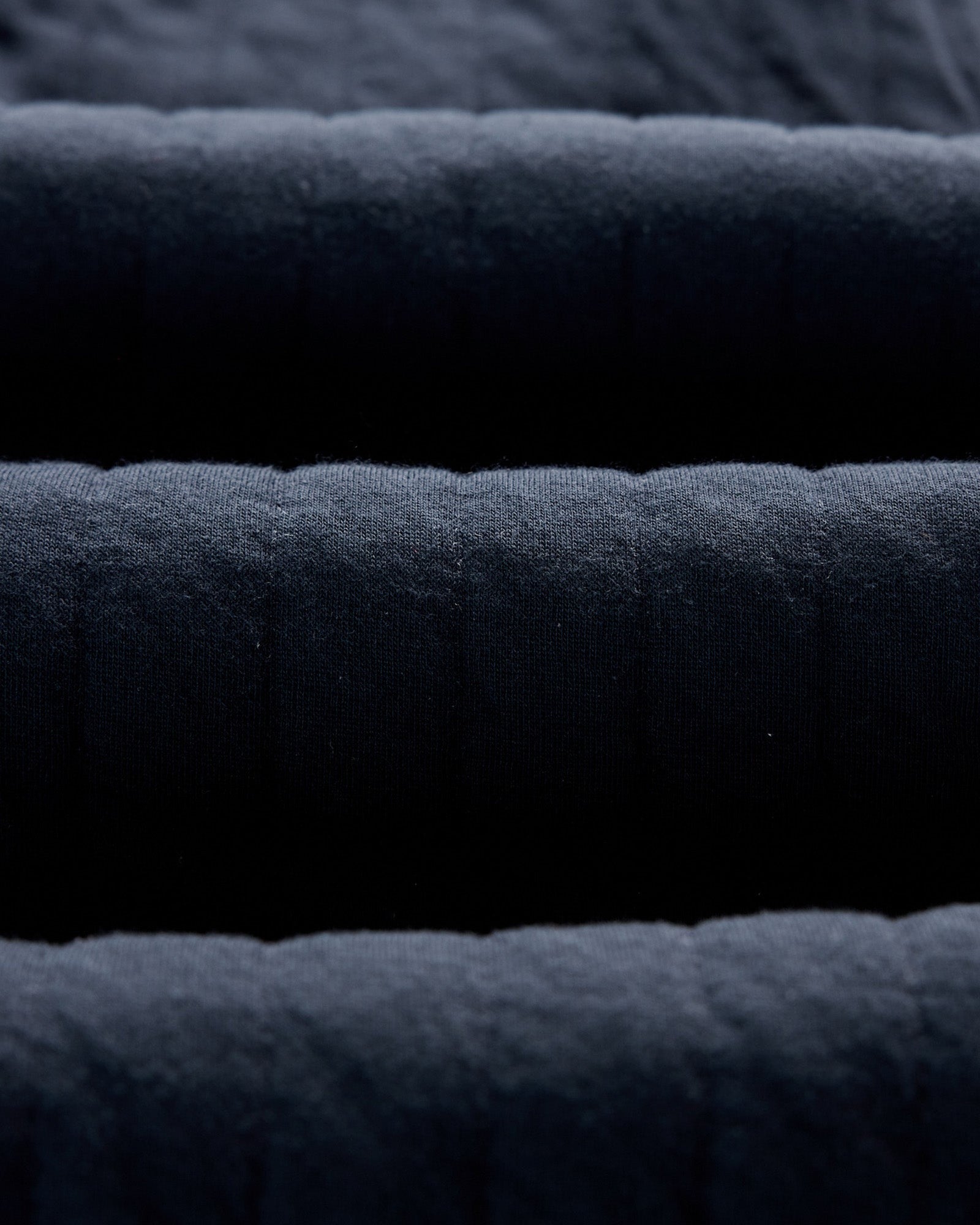 The Apres Pant Heather Midnight Quilted Jersey